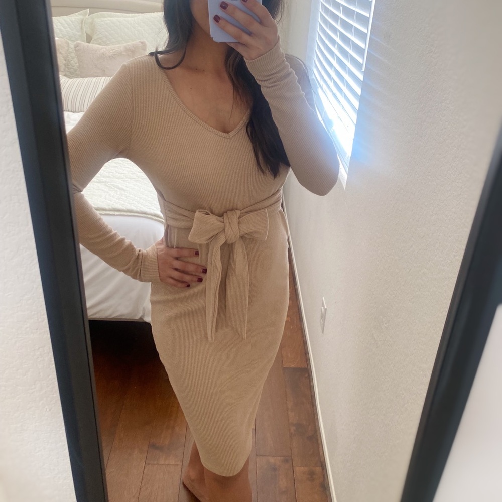 Maternity ribbed midi dress